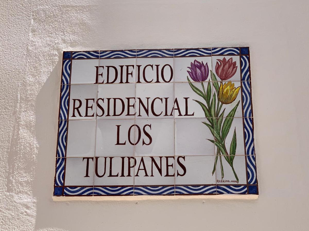 Tulipanes Benalmadena - Parking Privado Apartment ภายนอก รูปภาพ
