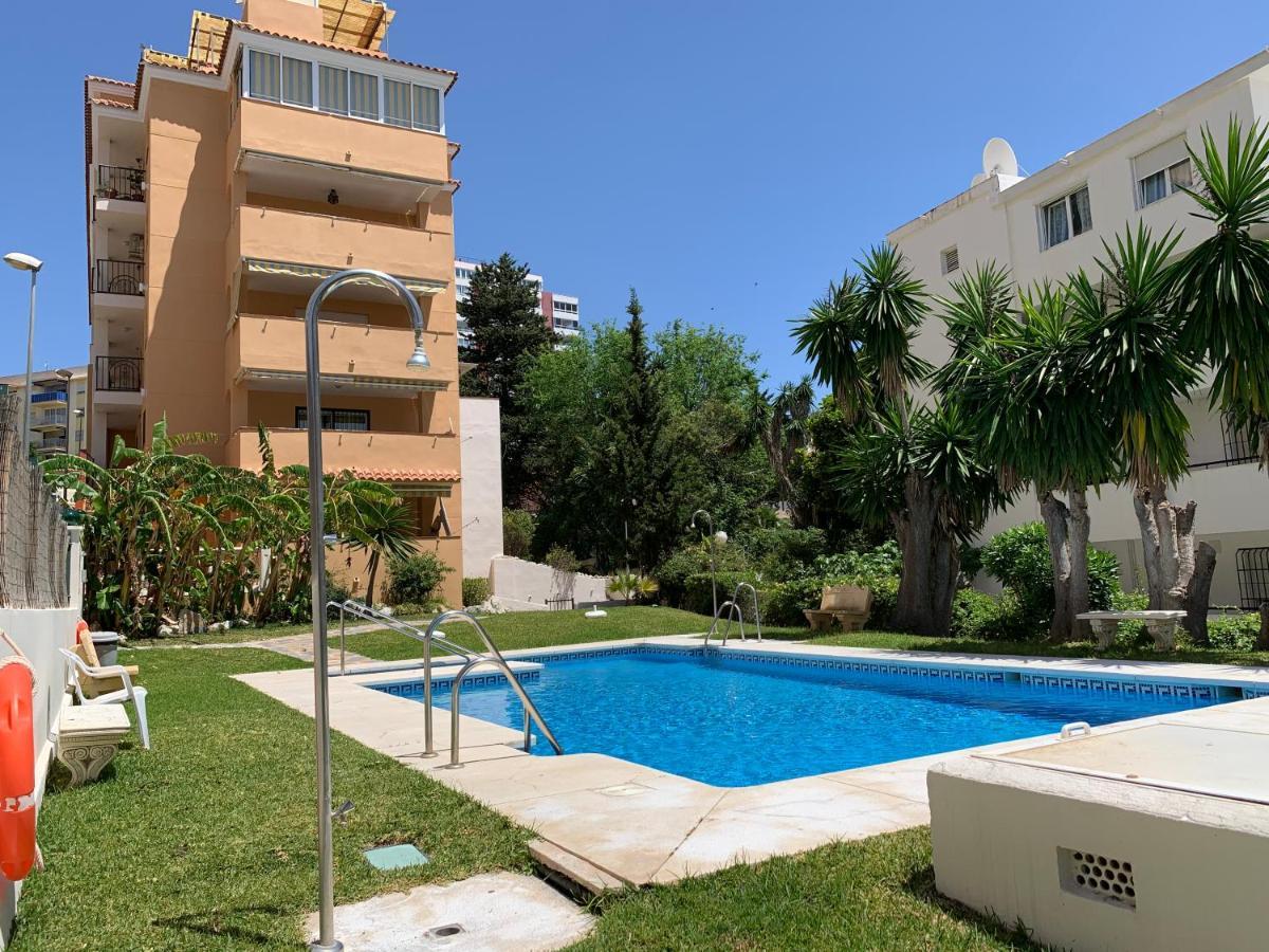 Tulipanes Benalmadena - Parking Privado Apartment ภายนอก รูปภาพ